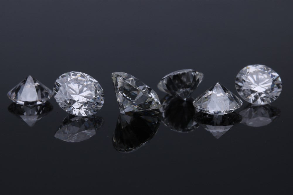 Lab-Diamonds-vs-Mined-Diamonds-Price-Comparisons